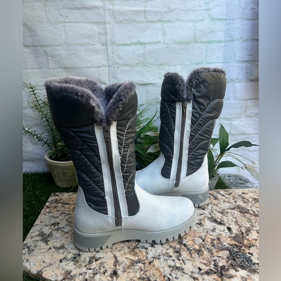 Bos. & Co. Astrid Ice Like Grey Women's High Boots
$275.00 women size 6 - Picture 2 of 16